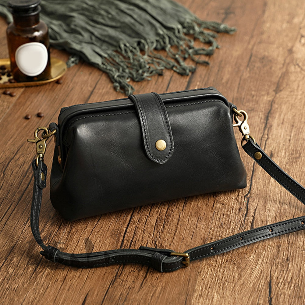 Fabienne - Bolso de Cuero Retro Hecho a Mano